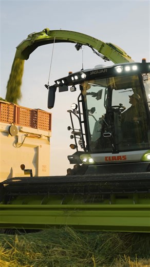Power, Präzision, Performance. 🔥 Der neue JAGUAR 1000 in Action. 💨 | CLAAS