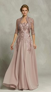 Timeless Fashion for Women Over 40, 50 & 60 | Classic Feminine Outfits #FashionOver50 Feel confident and feminine in elegant, timeless outfits designed to flatter women over 40, 50, and 60. From tailored trousers to flowy blouses and chic midi dresses — each look celebrates sophistication, grace, and quiet luxury. These vintage-inspired outfits blend modern refinement with old-money charm — perfect for mature women who love effortless elegance and polished everyday style. 🌷 ✨ Style Inspiration 