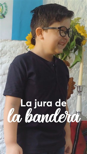 La grandeza de Guatemala empieza en nuestros corazones desde la infancia. 💙 Por eso les compartimos esta hermosa interpretación de la Jura de la Bandera para seguir fomentando el sentimiento de patriotismo y respeto hacia nuestro país. 🇬🇹🌟 | Guatemala.com