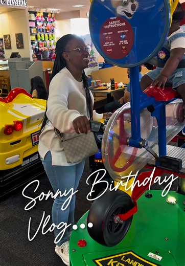 Capturing a Toddler's First Birthday Celebration