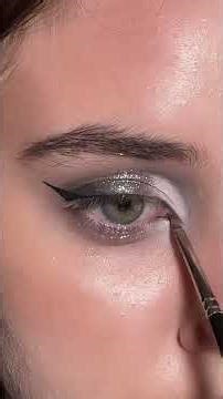 Black cat makeup tutorial, what do you think of it?👁️‍🗨️