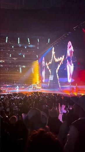Beyoncé – Heated x Boots on the Ground Mashup | Live at Cowboy Carter Tour Opening Night – LA 4/28