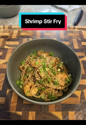 Shrimp Stir Fry! Ingredients: Shrimp - 1lb Rice Noodles - 8oz Onion - 1/2 Bell Pepper - 2 Mushrooms - 7oz Olive Oil Salt Pepper Garlic Powder Ground Ginger Korean Chile Flakes Toasted Sesame Oil Green Onion Sesame Seeds Sauce: Soy Sauce - 1/2c Rice Vinegar - 2tbsp Hoisin Sauce - 2tbsp Oyster Sauce - 1tbsp Toasted Sesame Oil - 1tsp Garlic Powder Ground Ginger Korean Chile Flakes Sugar - 1tbsp Honey - 1tbsp Directions: 1. I used frozen shrimp so first I thawed them out on some cold water. 2. Thinl