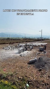 Escuintla es una de las zonas con mayor crecimiento y desarrollo en Guatemala. Invertir en lotes hoy es asegurar tu patrimonio para el futuro. Terrenos ideales para construir, vivir o invertir en una zona con alta proyección. La tierra no se devalúa, se aprovecha a tiempo. 📲 Escríbele a Rony Valenzuela al 3077-3573 #Escuintla #InversiónSegura #TerrenosEnVenta #BienesRaícesGT #Guatemala | Rony A. ventas inmobiliarias.