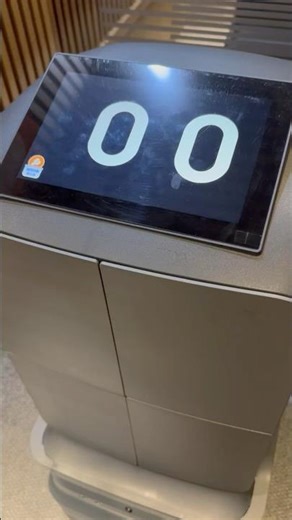 Taking the Elevator with a Robot in China 🤯