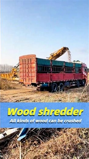 Real Footage of Wood Crushing Process #woodshredder #woodchipper #woodcrusher