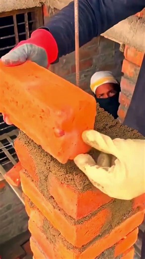 techniques for making building pillars from bricks