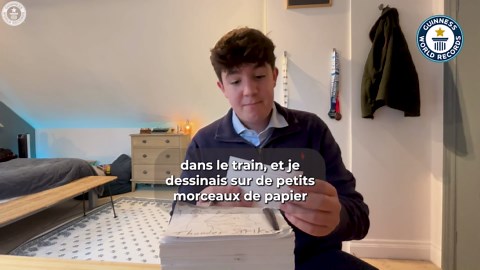 Un étudiant britannique crée un flip book de 1 000 pages dessinées à la main