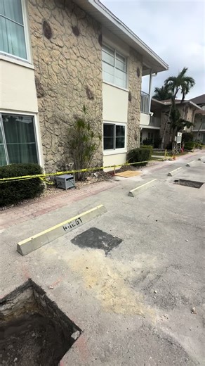 L&J Contractors Home Repair LLC ✔ Licensed • ✔ Insured • ✔ Bonded For over 35 years, L&J Contractors has proudly served Florida and Michigan, delivering quality craftsmanship and reliable service you can trust. Whether it’s remodeling, repairs, or complete home projects, we’ve got you covered. 🔨 Home Remodeling 🏡 Additions & Repairs 💧 Storm & Hurricane Restoration 🛠️ Roofing, Kitchens, Bathrooms & More 📞 Call Today: 239.471.9543 🌐 Visit: www.ljhomerepair.com #ljhomerepaircom #repairs #Cons