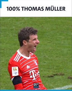 139K views · 4.7K reactions | Ein Tor, wie es nur Thomas Müller machen kann.  Gegen Bochum zieht der 33-Jährige an Namensvetter Gerd vorbei und wird mit seiner 428. Partie zu dem Feldspieler mit den meisten Bundesliga-Einsätzen für den FC Bayern München. Ach ja, zur Führung trifft er beim 3:0-Erfolg auch noch. Alle Highlights der bayerischen Partien in der 1. & 2. Bundesliga seht ihr auf BR24Sport.de. #BR24Sport | BR24Sport | Facebook
