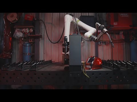 Cooper™ Cobot Helps Improve Productivity & Brings Back Reshoring for Diamond Doors Inc.