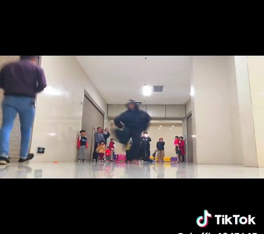 #hardstyle #dance #shuffle #hardstyleshuffle #ausstyleshuffle #ausshuf... | hardstyle shuffle