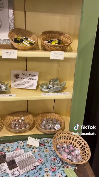 Visiting Mankato this weekend? We are so excited to see you! ✨ Stop where the locals go! Coffee, shopping, and we know you’ll enjoy Riverfront park 🤩 #VisitMankato #VisitMankatoMN #mankato #MankatoMN #SouthernMN #ExploreMN @exploreminnesota #RiverRockCoffee #coffee @Lakota Made LLC #shopping #shoplocal #RiverfrontPark #Parks #Ribfest