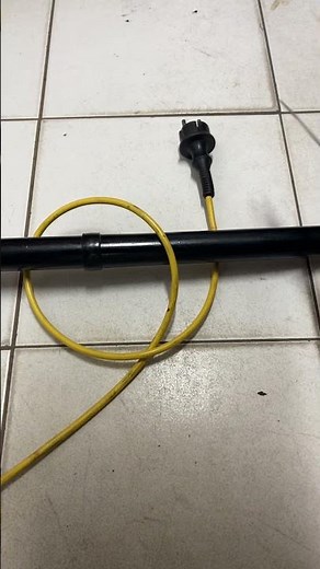 Genius Life Hacks, How To Remove A Pinched Cable #knot #lifehacks #geniushack #shortvideo