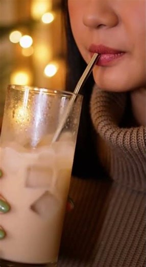 ASMR | My Favorite Hong Kong Silk Stocking Milk Tea 🧊 Ice Clinking & Sips (Original Audio)