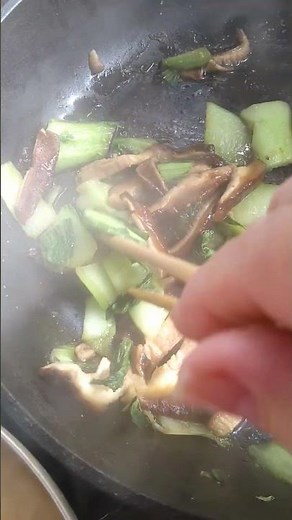 #🥔わかめの味噌汁#椎茸青梗菜バジル合え#🍎コンポート