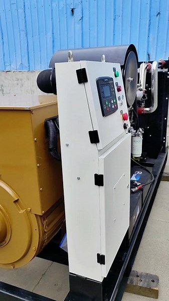 Ford generator set is an efficient and reliable power generation equipment, which is widely used in industry, agriculture, construction and other fields. Here is some basic information about Ford generator sets: Performance: Ford generator sets have efficient and stable performance and can meet a variety of different power needs. It uses advanced engine technology and materials to ensure high efficiency, low fuel consumption and high power output. Reliability: Ford 400KW generator sets undergo r