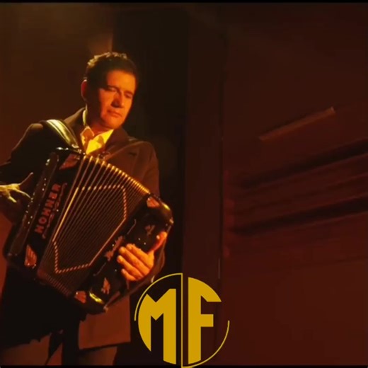 Dependo Cada Dia Mas De Ti...🎶😍🥰 | Musica Fregona