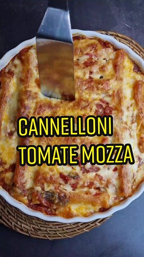 Recette de Cannelloni Tomate Mozzarella Savoureuse et Facile 🍝
