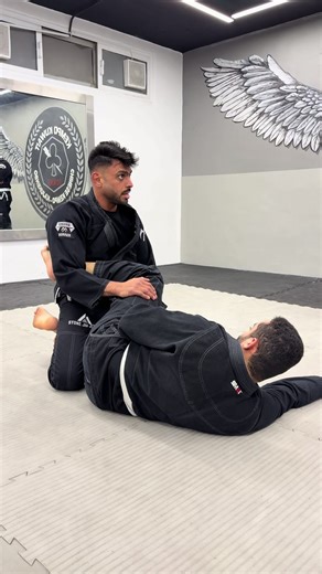 Mastering the Z Guard in Jiu-Jitsu