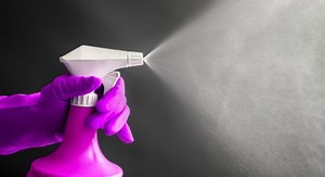 Vinaigre blanc, le produit miracle contre les pucerons !