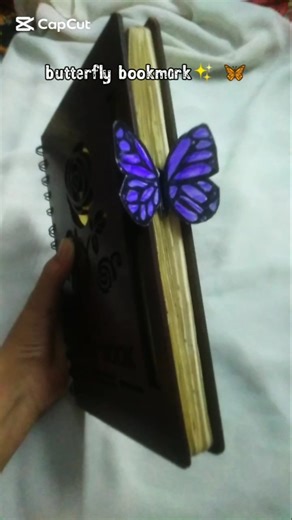 |DIY BUTTERFLY BOOKMARK|Aesthetic & easy 💗✨🦋#diycrafts #viral #shortvideo
