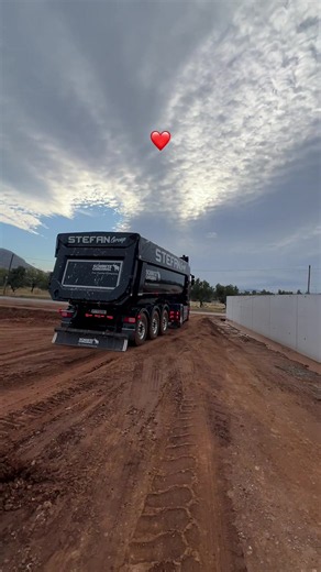 Scania V8 truck in Athens Greece - StefanGroup