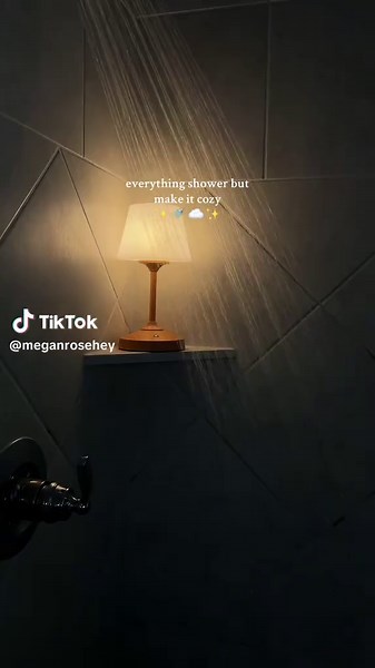 why use the big light when this exists ✨☁️ #cozylighting #cozyvibes #cozyathome #aestheticlamp #showertok
