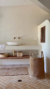 A beautiful way to lighten the load. Our bestselling Soha Laundry Basket blends form, function and texture — bringing ease and beauty to your everyday. ✓ Handwoven jute for natural warmth ✓ Cotton-lined to protect your delicates ✓ Strong, handcrafted handles ✓ Sturdy and made to last ✓ Loved by interior designers & home stylists ✓ Made by Fair Trade artisans At The Dharma Door, we’ve partnered with artisan women for over 20 years — creating meaningful opportunities through their craft. Discover 