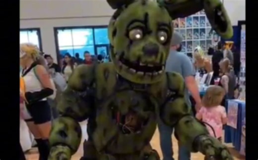 国外coser大佬弹簧陷阱springtrap合集