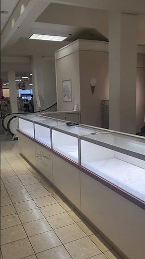 JCPenney Store in West Covina Mall empty in 2024