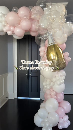 We have almost done every theme in the book, and if you can’t drink it 🤰🏼 might as well have fun it with 🍾 #babyshowerideas #balloondecor #balloongarland #babyshowerdecorations