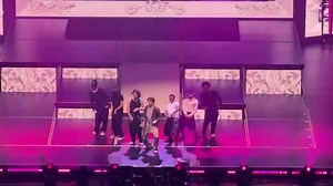 12K views · 567 reactions | [FULL] j-hope performs his choreographed unreleased single “Mona Lisa”! MONALISA IS COMING J-HOPE IS COMING MONALISA BY JHOPE #jhope #Jhope_MonaLisa | BTSxArmy HyungLine | Facebook