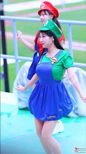 슈퍼마리오 의상…🍄 캐치캐치 서여진 Seo Yeojin 치어리더
