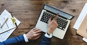 Windows ohrožují stále chyby Spectre a Meltdown a to i na Macu