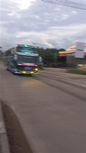 bus GARUDA MARS NO COMMENT #huntingbasuri