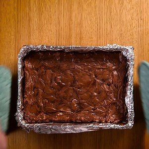 49K views · 1.1K reactions | Brownie batter, cookie dough and peanut butter cups, oh my! Peanut Butter Cup Cookie Dough Brownies recipe: https://www.pillsbury.com/recipes/peanut-butter-cup-cookie-dough-brownies/7cfdfcb1-8c46-4732-afe6-cc988a0ea518?utm_medium=social&utm_source=facebook&utm_campaign=12_2017_standard?mktimp=PBRBGCOOKIE | Pillsbury | Facebook