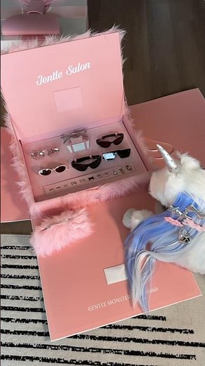 JENNIE x GENTLE MONSTER UNBOXING 😭💖 the cutest ever