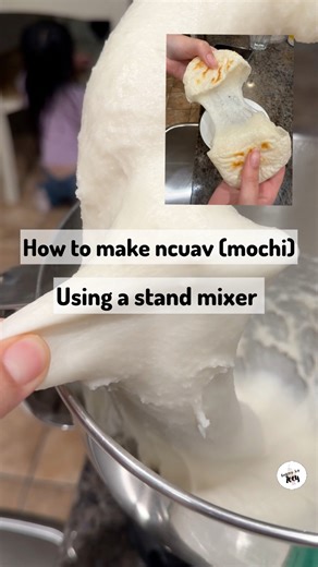Love ncuav (sticky rice cakes) but don’t own a mochi machine? No problem! You can make delicious ncuav at home using a sturdy stand mixer (like a KitchenAid) instead. This method works great for small batches approximately 5 cups of cooked glutinous rice per batch (perfect for 1–2 small family batches) Important: Don’t exceed this amount, overloading can strain or even damage your stand mixer Alternative option: A bread machine with a dough cycle can also work surprisingly well for pounding the 