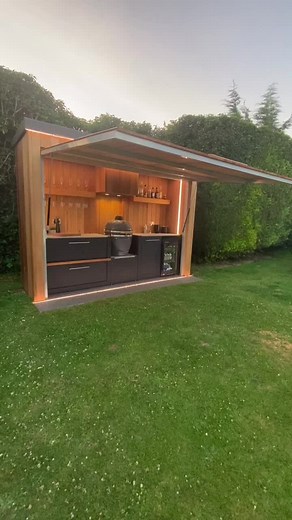 Paul Mark Kitchens on TikTok