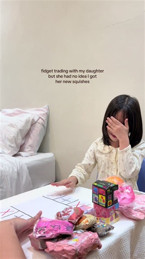 She brought her DIY paper squishies and said