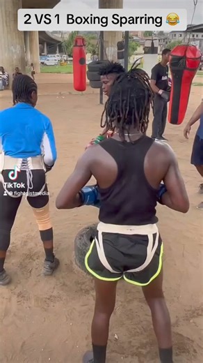 2 vs 1 Boxing sparring footage from Confidence boxing club in Oworo, Lagos…. | Fight Gist Media