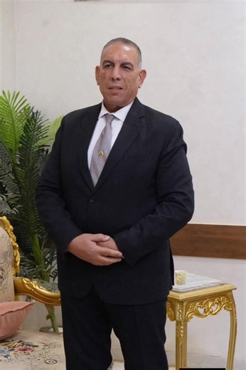 #نماذج_مشرفة_بنقابة_المهندسين محارب قوى في ملف 📂 #الدمغة_الهندسية #منقول زملائي المحترمين كما تعرفون الضغوط من زملاؤنا واصدقاؤنا منذ يونيو الماضي وطلبهم الترشح. وقد شكرتهم وقلت لهم قد يكون هناك من المرشحين المحتملين من يحاول بجدية (١- حصر وتحصيل الدمغة الهندسية. ٢- تفعيل و احترام قانون النقابة. ٣- اتخاذ الإجراءات القانونية للمحافظة علي حقوقنا في يوتن و ريماس و سيتي ستار و ارض بدر). وللاسف انتظرت طويلا ولم اجد من يقيل النقابة من عثرتها مع العلم قدمت التالي للنقابة خلال السنوات الماضية. ١- وقف ال