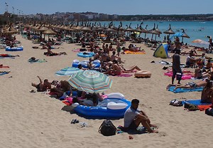 47K views · 766 reactions | 34 Grad am Ballermann 6 | malleBZ.net | Facebook