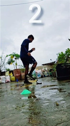 “Master your footwork with these 5 ladder drills — train like a pro!” ⚽🔥