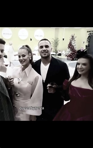 Hala mvjen me kesh me kta tret qetu Sasa Hygi Edi 🤣🤣🤣🤣❤️‍🔥 #hygertasako #hygerta #sasahoda #albania #dhezipahiri @hygertasako @Sasa Hoda @cobrakuci