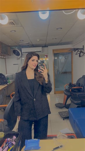 𝐑𝐮𝐬𝐡𝐧𝐚 𝐊𝐡𝐚𝐧 on Instagram: "Not everything was easy, but everything was worth it. Goodbye, 2025. Closing this chapter with love 🤍 . . . . #rushnakhan #bye2025 #memories"