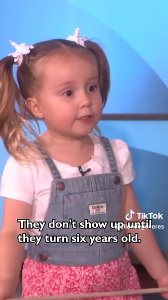 Brielle gave me an anatomy lesson. Now I know more bones than just the funny one. 🦴 #theellenshow #brielle #skeleton #tbt