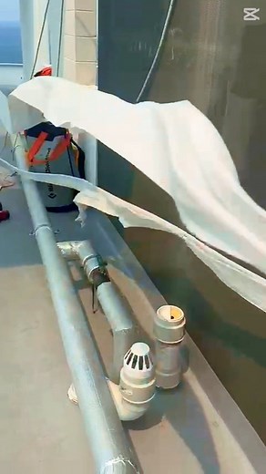 🌬️ Windy Conditions & Rope Access Safety At AccessPro Solutions, safety always comes first. Our rope access team monitors wind conditions carefully and only works when it’s safe to do so. Strong winds can make working at heights dangerous, so if conditions aren’t right, we may postpone the job — because nothing is more important than our team’s safety. ✅ 📞 Contact us for more info or a quote: 1300 845 584 | 0411 299 962 #AccessProSolutions #RopeAccessSafety #HeightSafety #WindSafety #SafetyFir