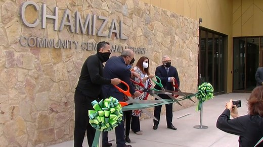 El Paso unveils new Chamizal Community Center, library and park